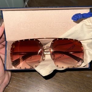 Damage free 100% Authentic Louis Vuitton studded Aviator sunglasses